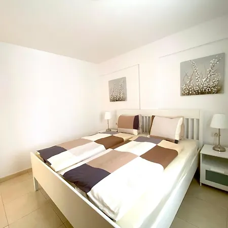 Appartamento In Oasis Del Sur Mit Beheiztem Gemeinsamem Pool By Interhome *