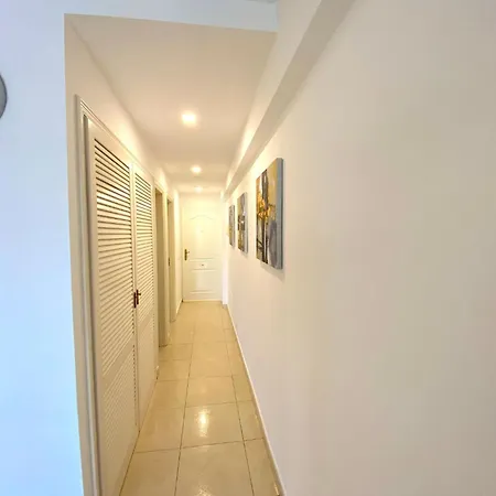 Appartamento In Oasis Del Sur Mit Beheiztem Gemeinsamem Pool By Interhome San Miguel de Abona