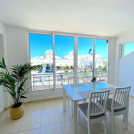 Apartamento In Oasis Del Sur Mit Beheiztem Gemeinsamem Pool By Interhome *