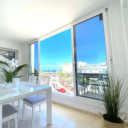 Apartamento In Oasis Del Sur Mit Beheiztem Gemeinsamem Pool By Interhome San Miguel de Abona