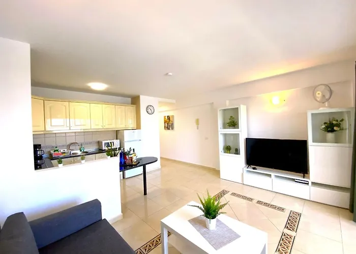 In Oasis Del Sur Mit Beheiztem Gemeinsamem Pool By Interhome San Miguel de Abona